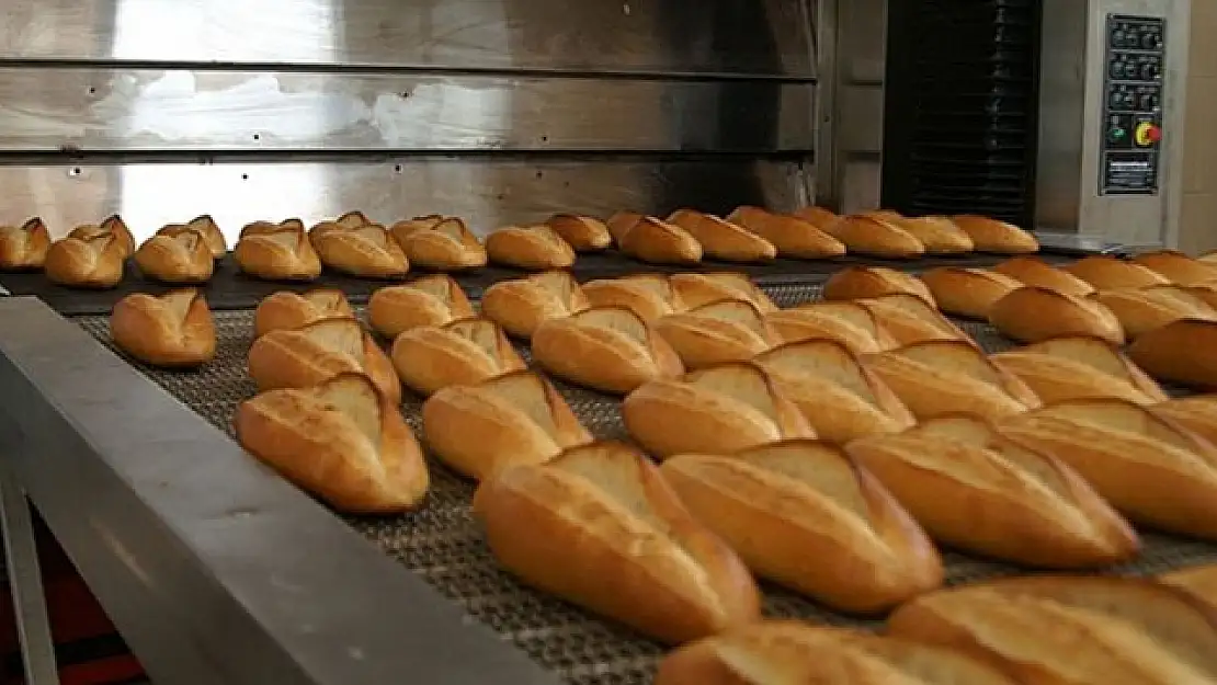 Ağrı Taşlıçay'da ekmek rekabeti vatandaşa yaradı