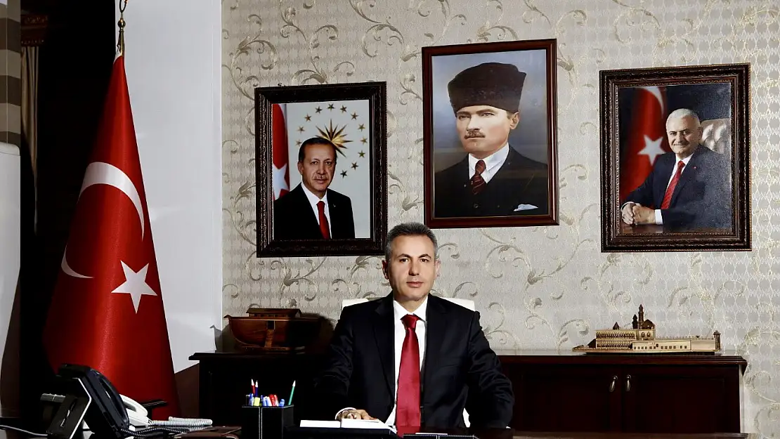 Ağrı'da 29 Ekim mesajları