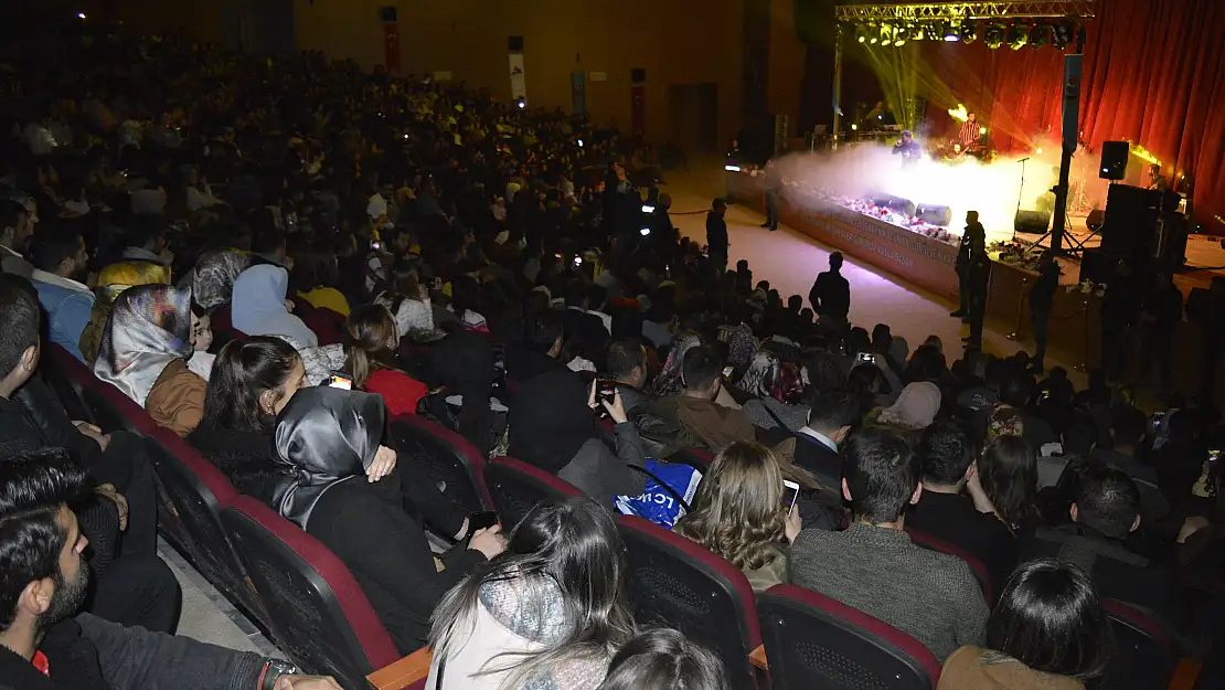 Öğretmenler konserde eğlendi