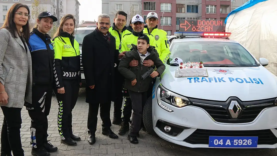 Ağrı İl Emniyet Müdürü Özen'den Anlamlı Ziyaret
