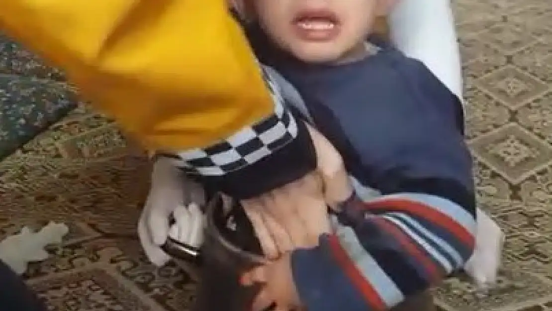 Ağrı'da düdüklüye sıkışan çocuğu kurtarma operasyonu