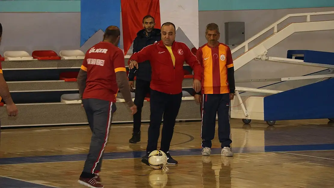 Engellilerle maç yaptılar