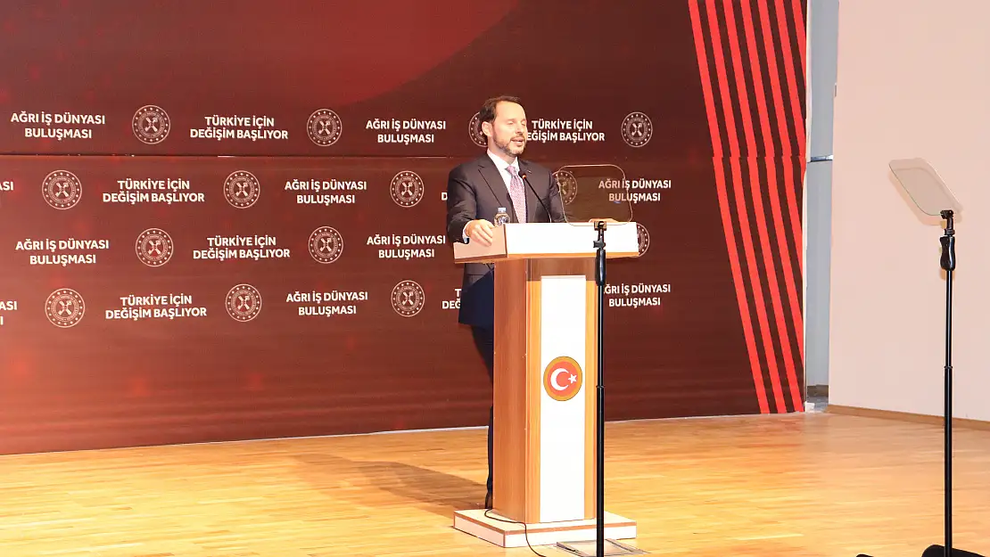 Bakan Albayrak Ağrı'da iş dünyası ile bir araya geldi