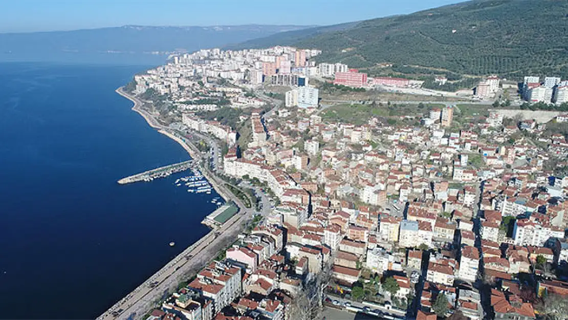 O ilçede hayat durdu