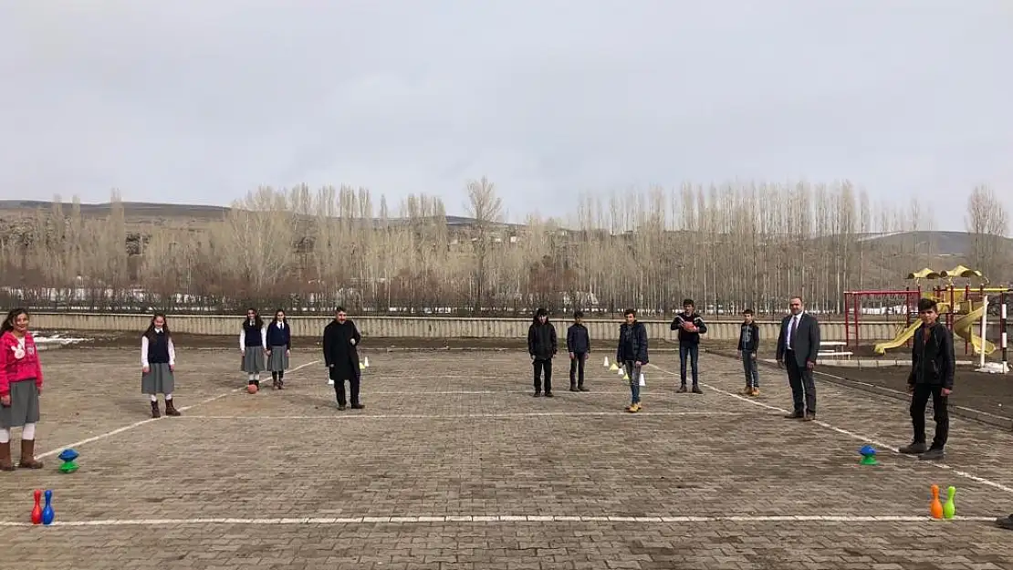 Ağrı'da ki çatışmanın ardından Soğukpınar Köyü'ne destekler sürüyor