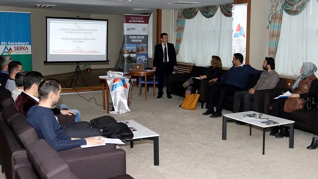 Ağrı'da Proje Hazırlama Eğitimi verildi