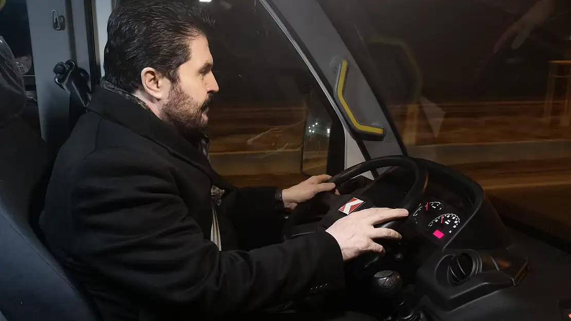 Savcı Sayan'dan Yerli Otomobil Fabrikası Ağrı'ya kurulsun talebi