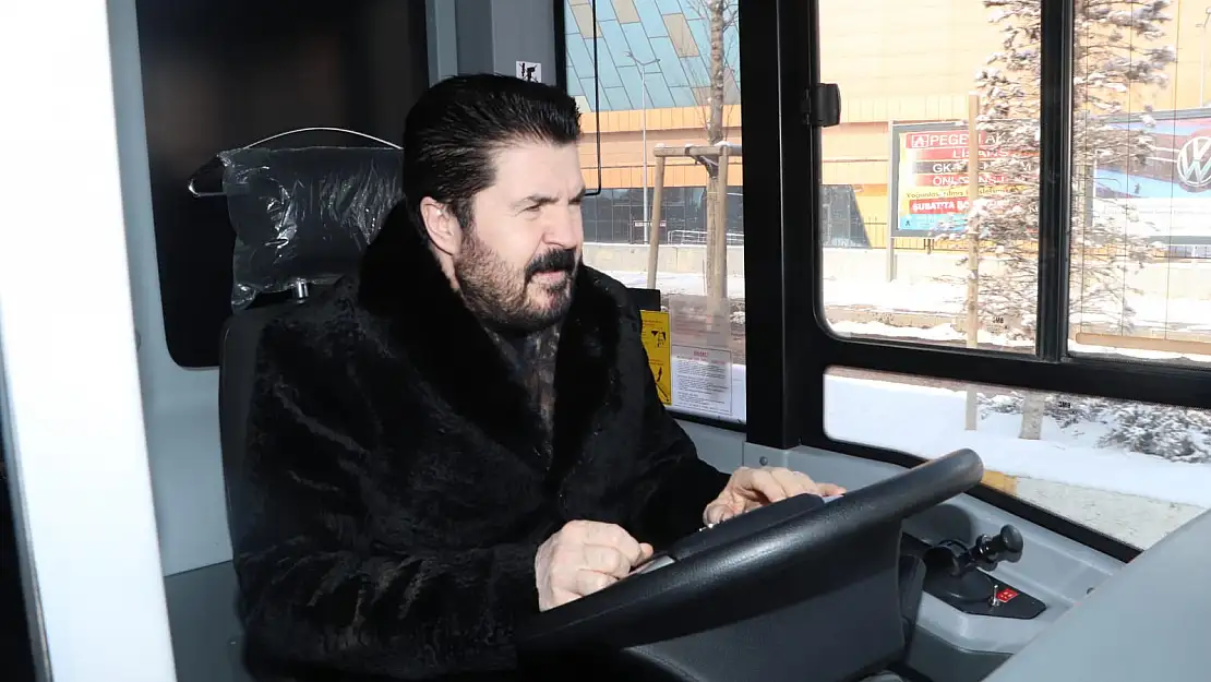 Ağrı'da 20 yeni otobüs daha hizmete başladı