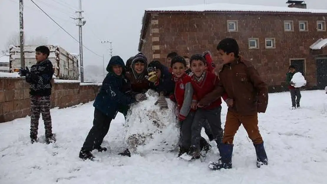 Ağrı'da okullar yarın tatil mi? 6 Şubat 2020