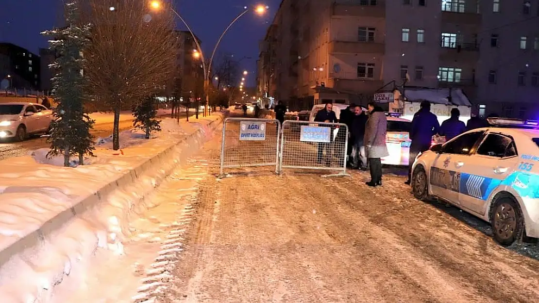 Yıllardır güvenlik nedeni ile kapalı olan yol trafiğe açıldı
