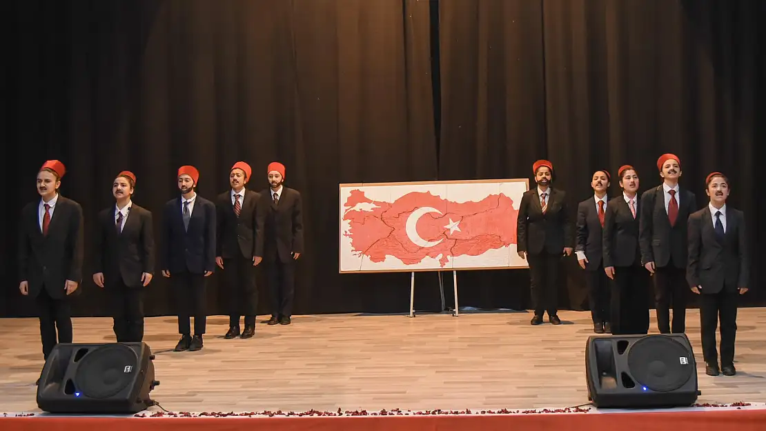 İstiklal Marşı'nın Kabulü ve Mehmet Akif Ersoy'u Anma Programı Düzenlendi