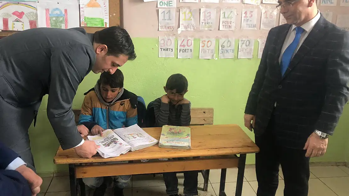 Milli sporcu Öztürk, Hamur'a anasınıfı kazandırdı