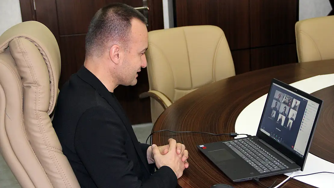 Öğrenciler Kodla Ağrı Şenliğine evden katıldı