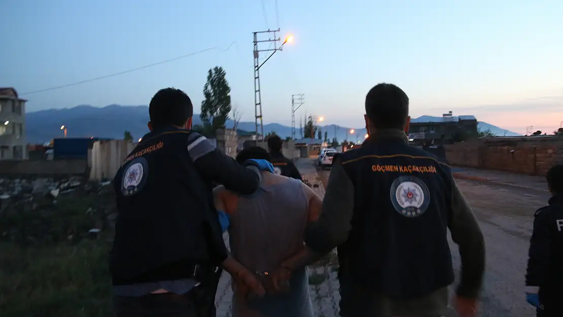 Ağrı'da nefes kesen operasyon 26 kişi tutuklandı