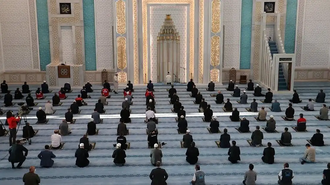 Ağrı'da Bayram Namazı saat kaçta?