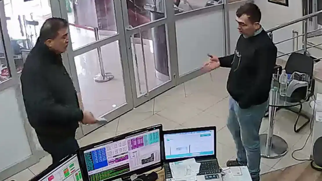 Vicdanlı vatandadaştan alkışlanack hareket