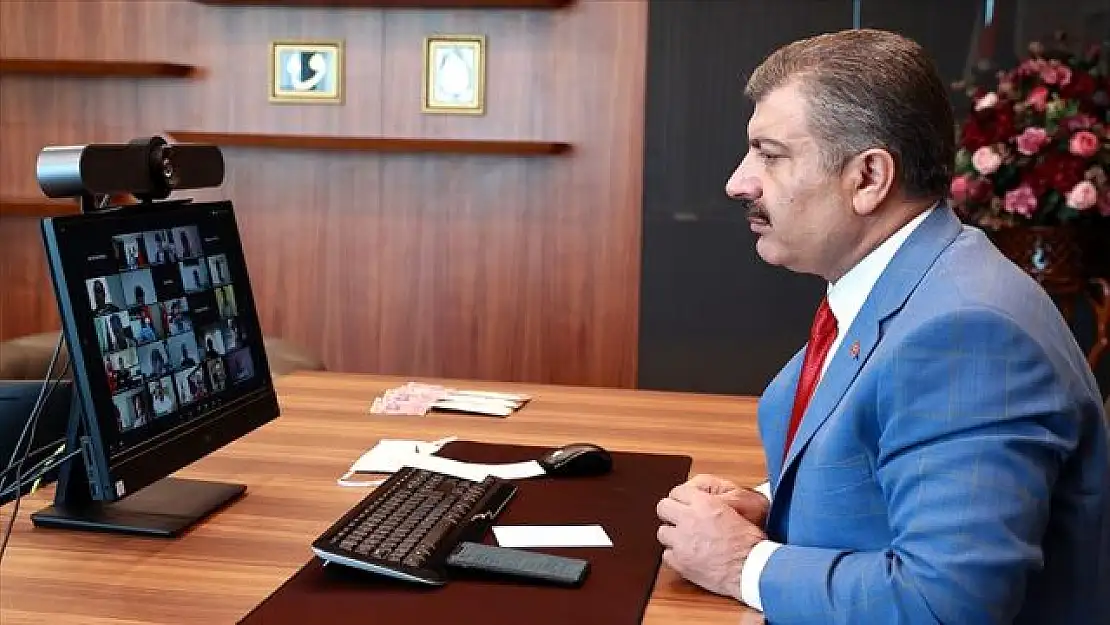Bakan Koca,Ağrı'da filyasyon ve tedavilere süratle başlanması talimatını verdi