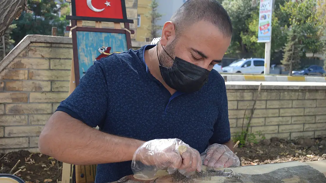 Ağrı'da Filografi Ustası, Covid-19 Sürecinde Yaşadıklarını Anlattı