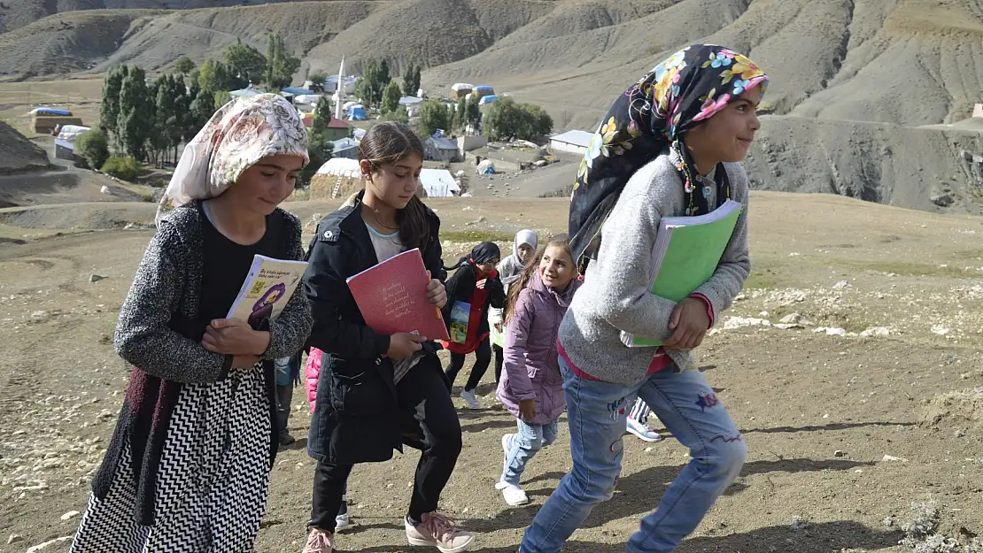 Başkan Sayan, öğrencilerin çağrısına kayıtsız kalmadı