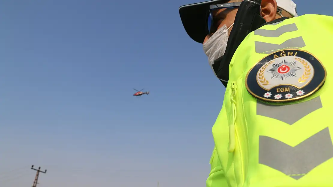 Ağrı'da trafik denetimleri helikopter ve drone yardımı ile havadan gerçekleştirildi