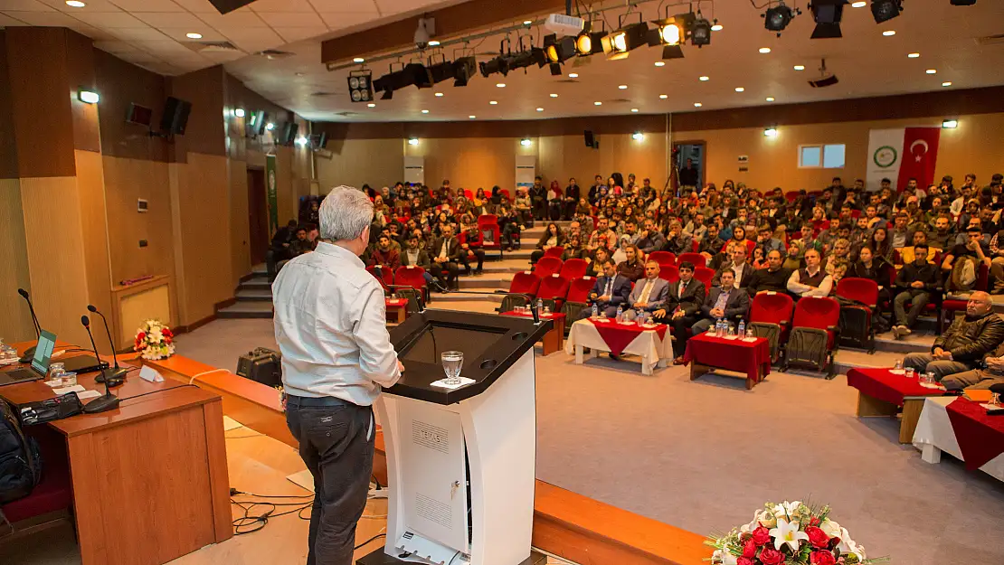 Iğdır'da Kriptografi Mühendisliği semineri'ne yoğun ilgi
