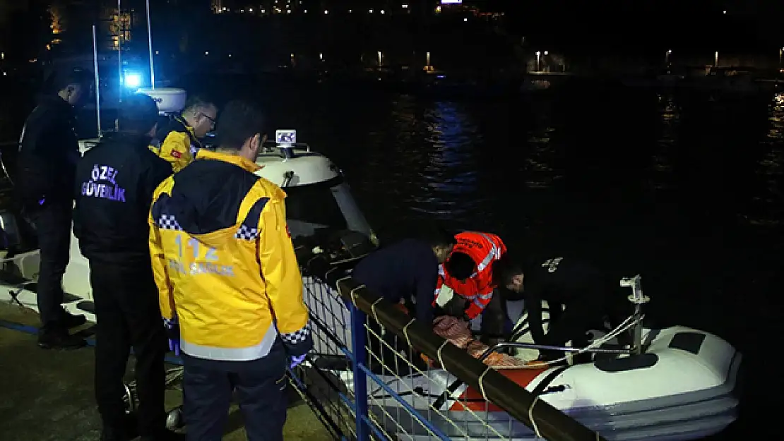 Amatör balıkçı dalgalara kapıldı