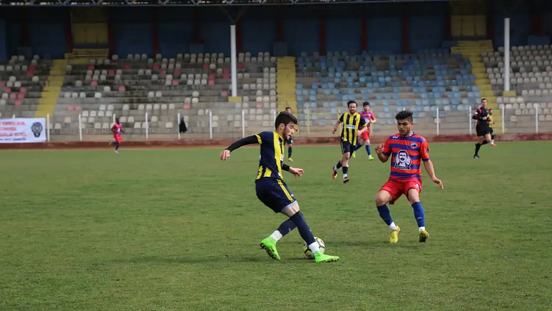 Ağrı 1970 Spor Mardin deplasmanından mutlu dönüyor