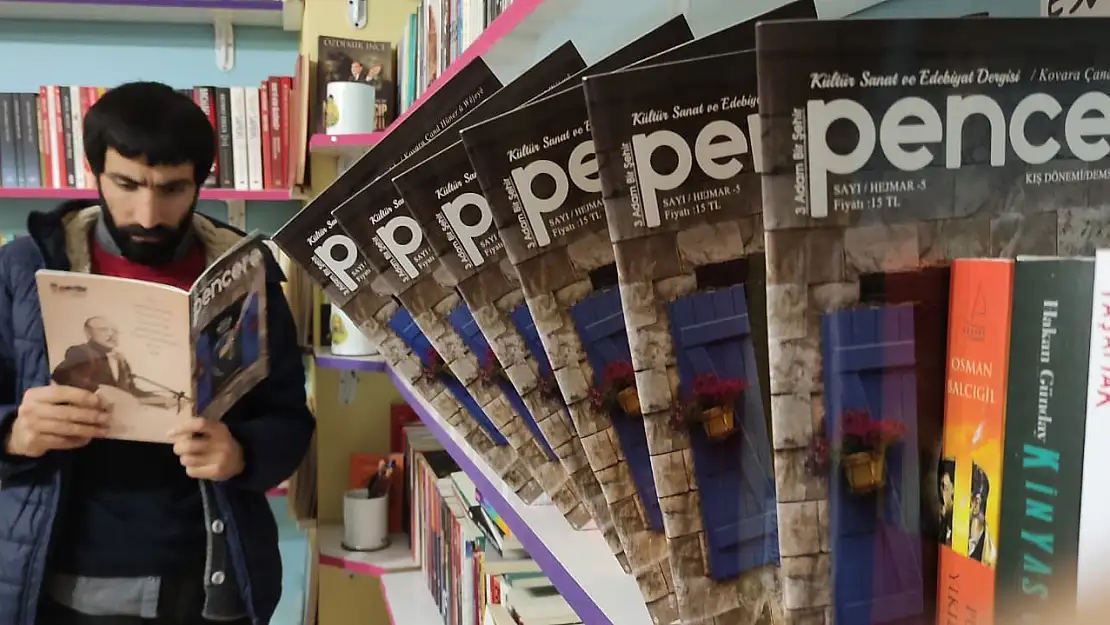Pencere Dergisi Artık İki Dilli