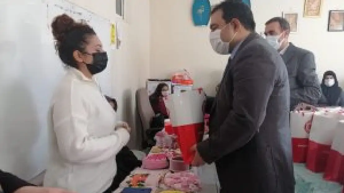 Diyadin Kaymakamı ve Belediye Başkanı Balcı, kursları ziyaret etti