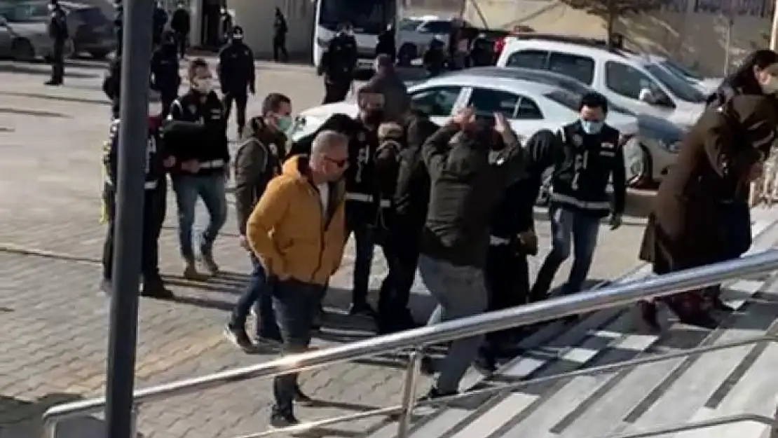 Ağrı'da 'Sahte Gelinler' operasyonu: 6 kişi tutuklandı