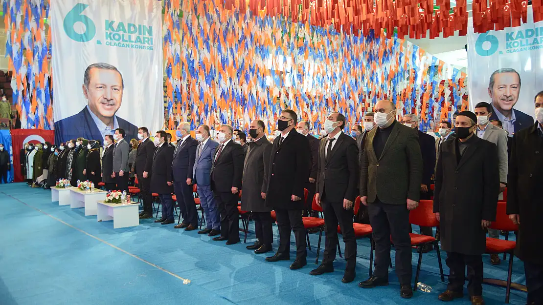 AK Parti Ağrı İl Kadın Kolları 6. Olağan Kongresi yapıldı