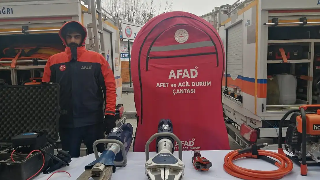 Ağrı AFAD, halkı deprem bilinci konusunda bilgilendirdi