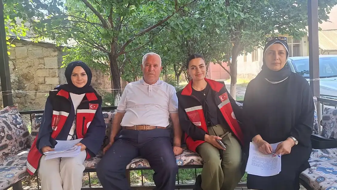 Ağrı'da 30 Ağustos'ta şehit yakınları ve gaziler ziyaret edildi