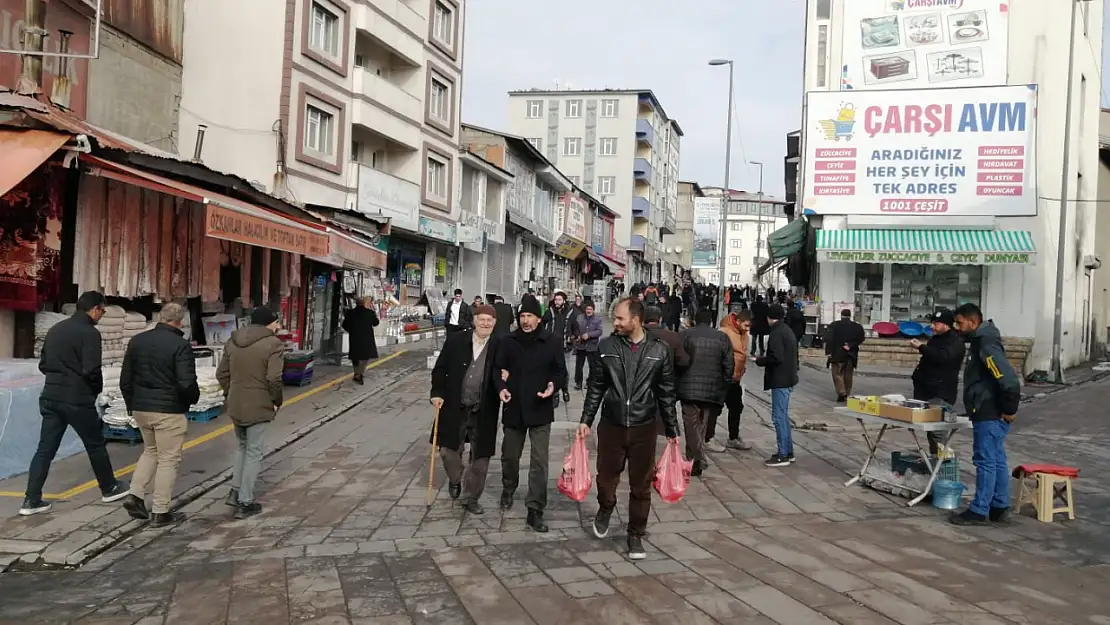 Ağrı'da Aralık ayında bahar havası