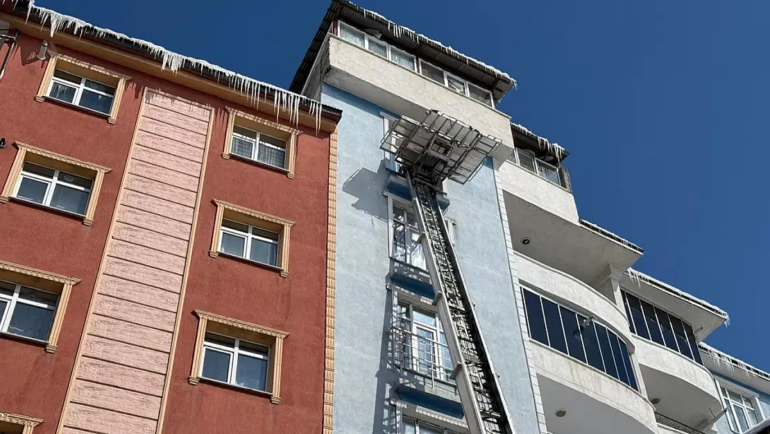 Ağrı'da buzlanma ve karlı havalarda güvenli taşınma yöntemi