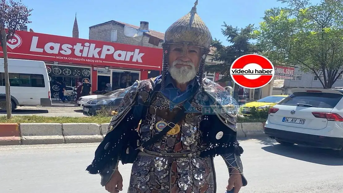Ağrı'da dolmuşa savaş kıyafeti ile bindi: Gerçek sonradan ortaya çıktı