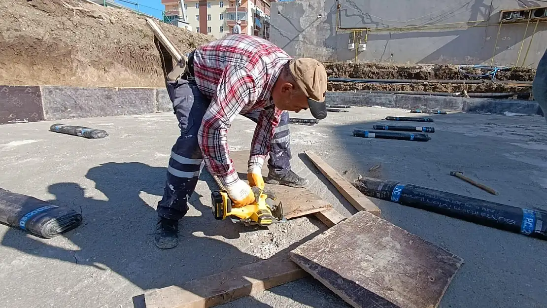 Ağrı'da inşaat çok usta yok !