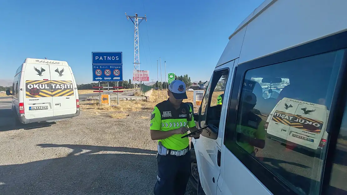 Ağrı'da jandarma'dan servis şoförlerine eğitim ve uyarı
