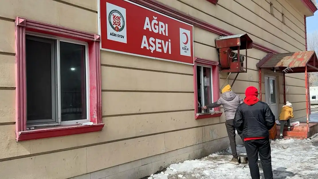 Ağrı'da Kızılay'ın aşevi hizmetleri ramazanda yoğun ilgi görüyor