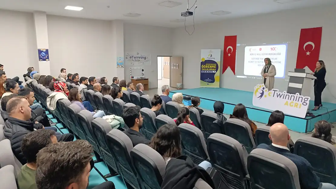 Ağrı'da öğretmenlere dijital yetkinlik eğitimi verildi