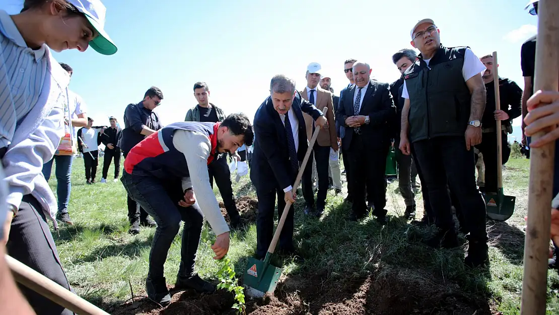 Ağrı'da orman yangınlarına karşı farkındalık etkinliği gerçekleştirildi