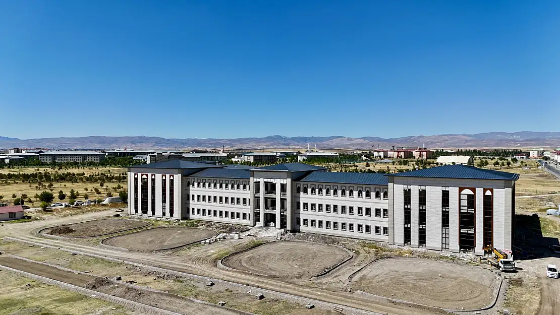 Ağrı'da sağlıkta dev adım: Tıp Fakültesi binası tamamlanıyor