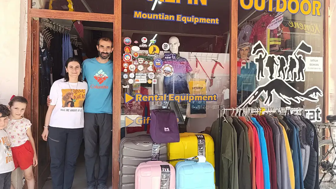Ağrı Dağı eteklerinde dağcılara teknik destek ve ekipman sunuluyor