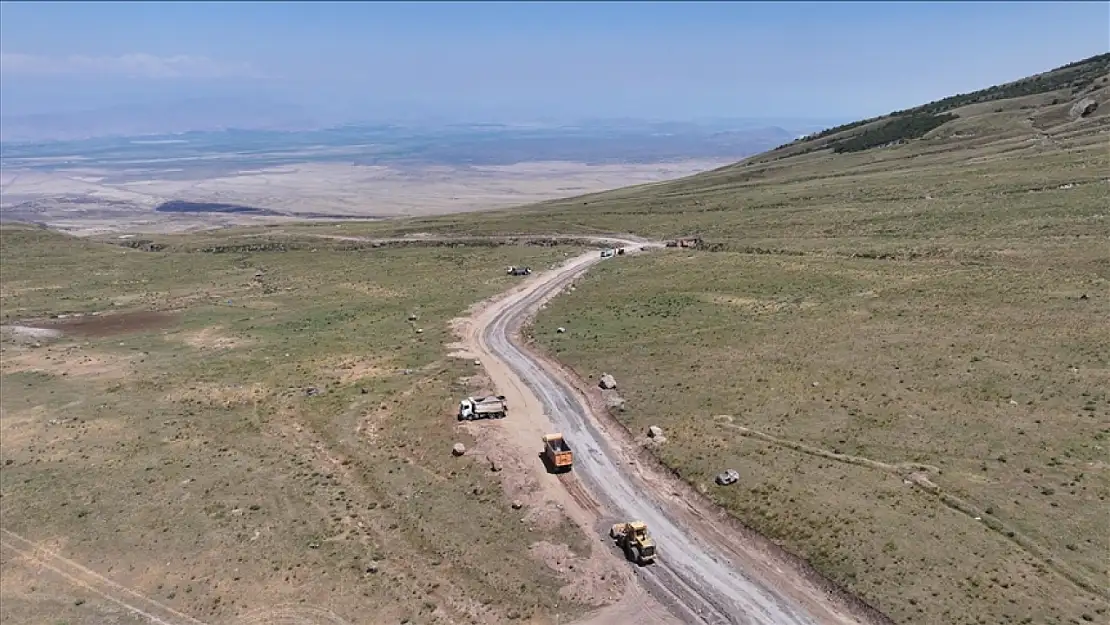 Ağrı Dağı'na yeni yol: Doğa turizmi ve ekonomiye büyük katkı hedefleniyor