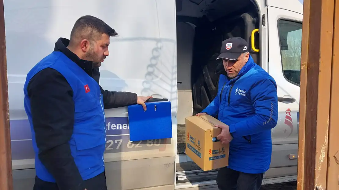 Ağrı Deniz Feneri Derneği 500 aileye hijyen kolilerini ulaştırdı