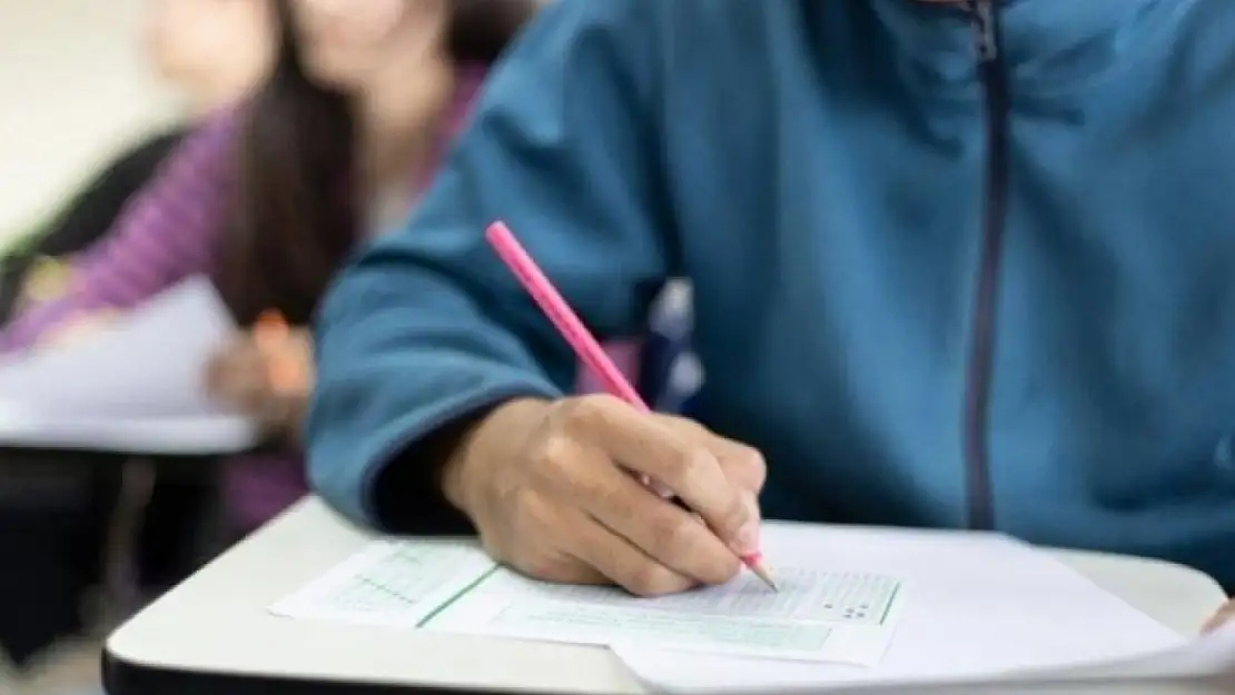 Ağrı eğitimde sıfır çekti