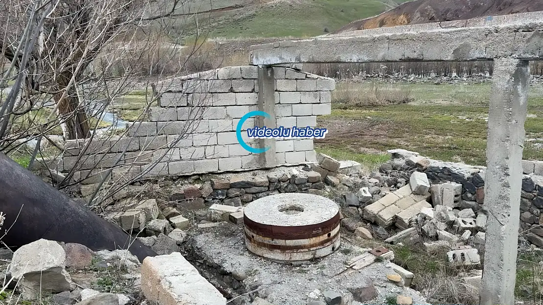 Ağrı Tatlısu köyünde 80 yıllık değirmen hatıralarda kaldı