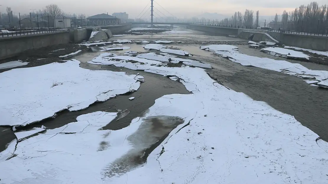 Ağrı ve Kars'ta soğuk hava