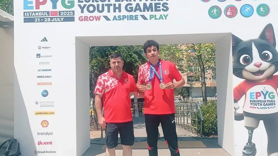 Ağrılı sporcu Yusuf Kılıç'tan Avrupa'da çifte şampiyonluk