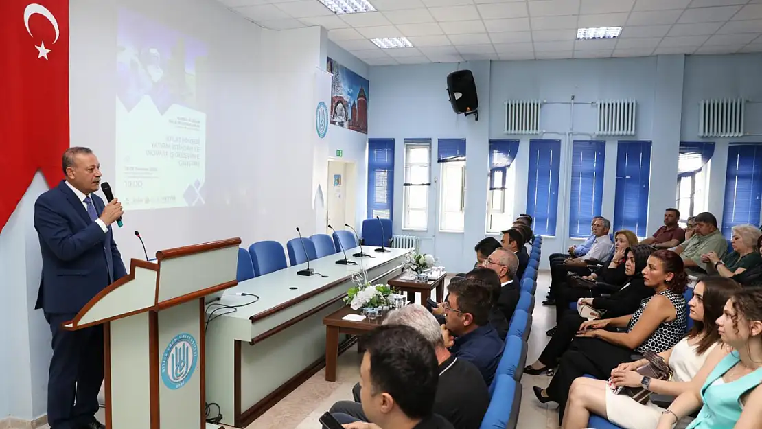 Ahlat'ta Bölgesi Yatırım, İstihdam ve İnovatif İş Geliştirme Çalıştayı Başladı